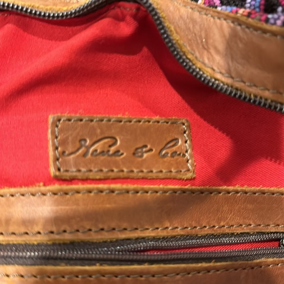 Nena & co convertible day bag with all straps. Excellent use condition. - Picture 7 of 9